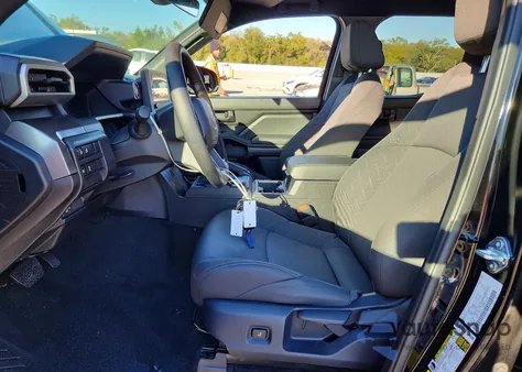 2025 Toyota Tacoma Double Cab from USA, damaged, VIN 3TMLB5JN0SM140855